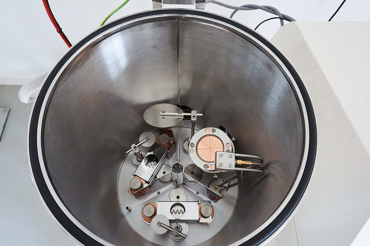 nanoPVD-ST15A combined sputtering and thermal evaporation chamber